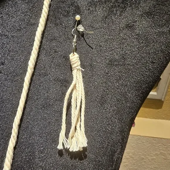 Macramé Necklace & Earring Set Boho Fringe Statement Natural Fiber Jewelry - Picture 6 of 7
